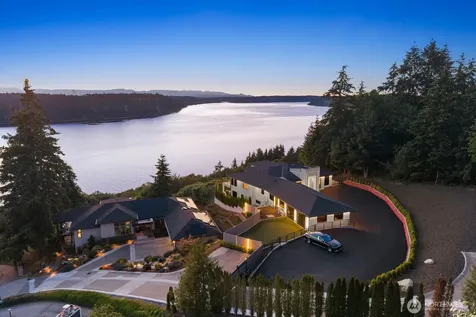 3024 N Vista View Drive Tacoma WA 98407