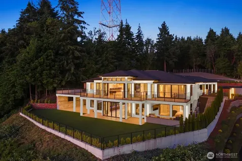 3024 N Vista View Drive Tacoma WA 98407