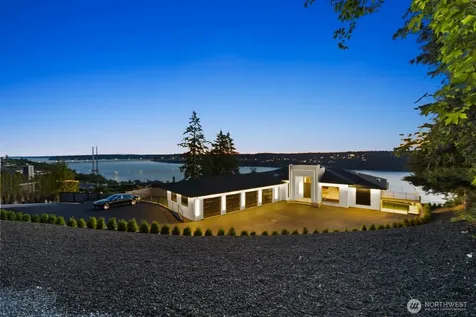 3024 N Vista View Drive Tacoma WA 98407