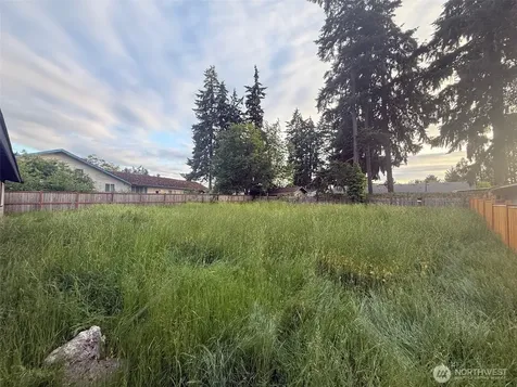 12202 107th Avenue Ct E Puyallup WA 98374