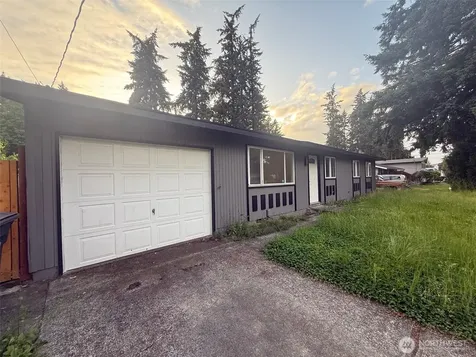12202 107th Avenue Ct E Puyallup WA 98374