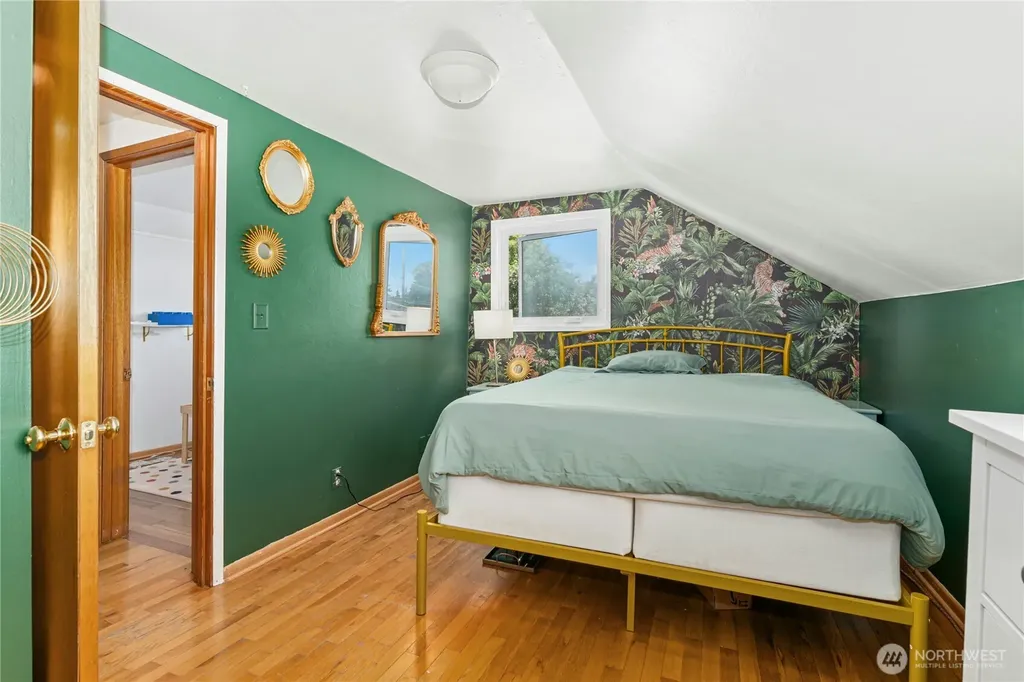 12647 2nd Avenue S Burien WA 98168