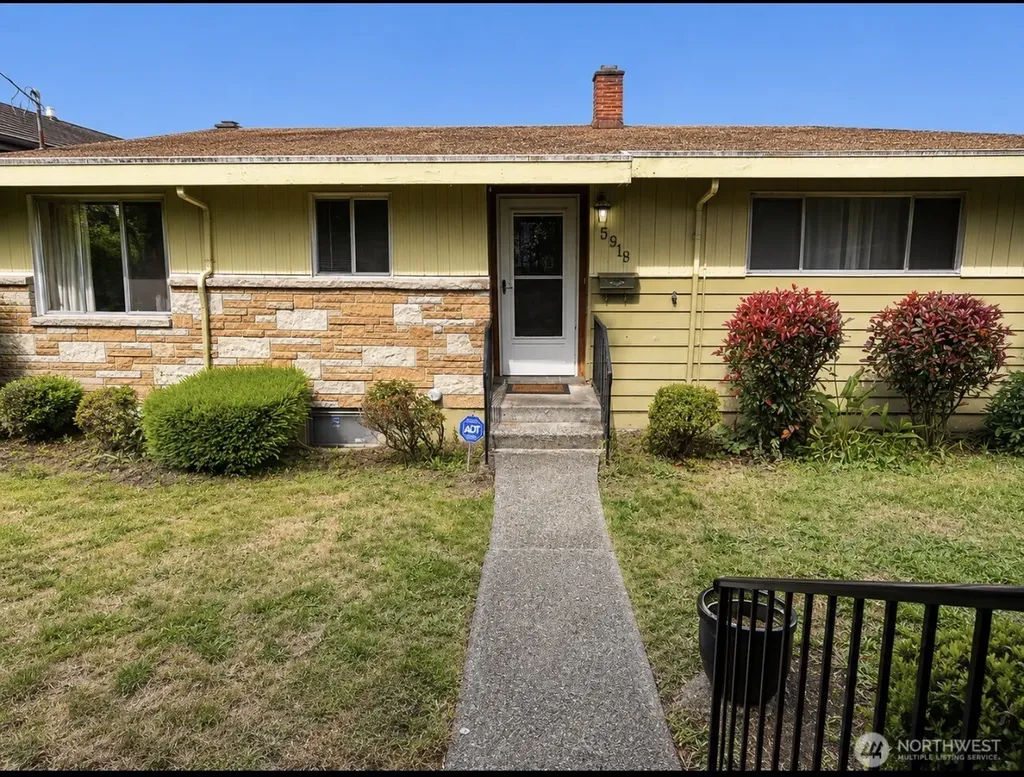 5919 19th Ave S Seattle WA 98108