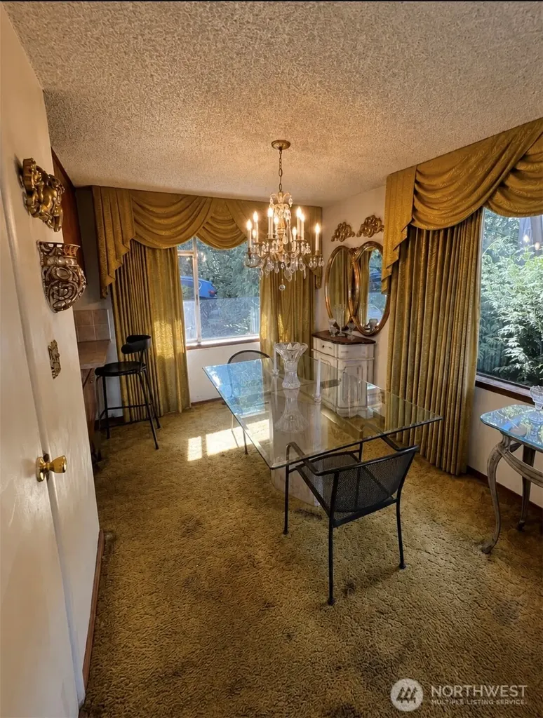 5919 19th Ave S Seattle WA 98108