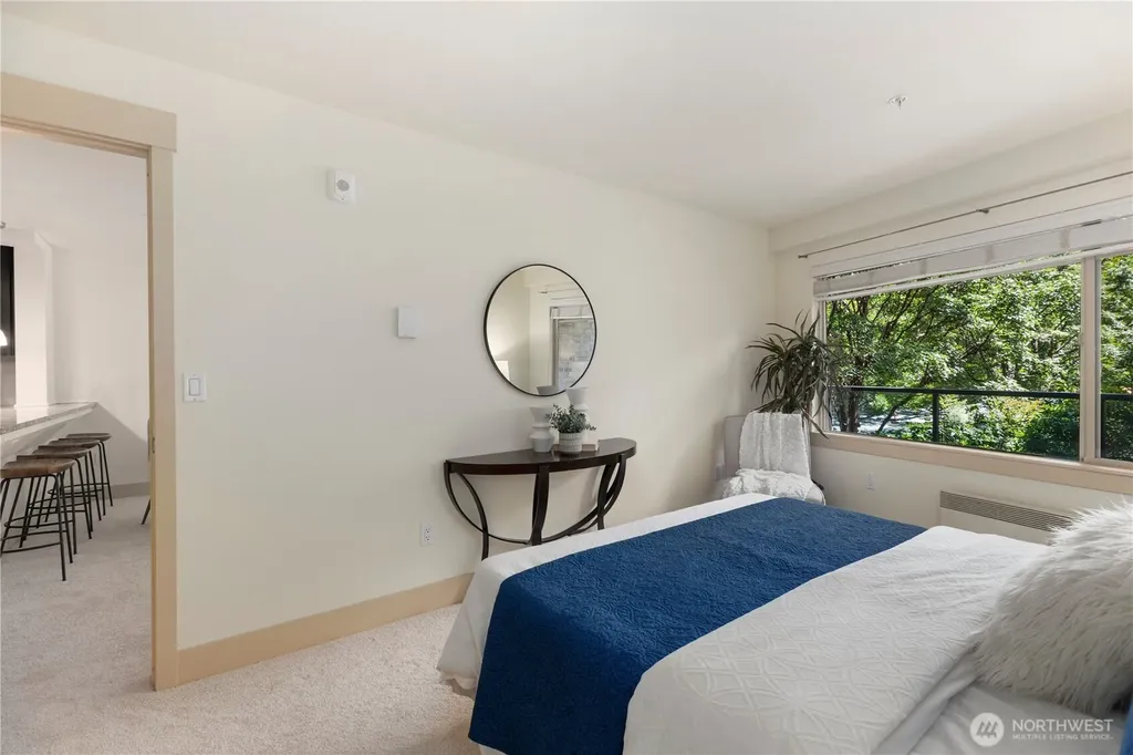 511 100th Avenue NE Bellevue WA 98004