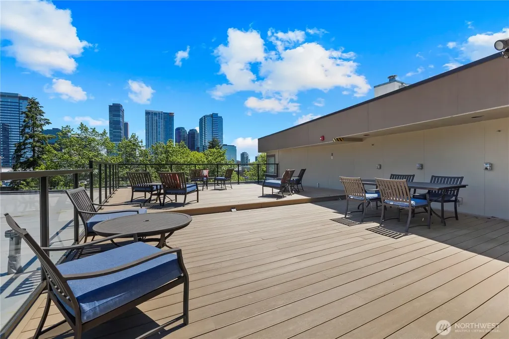 511 100th Avenue NE Bellevue WA 98004