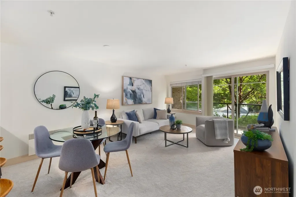 511 100th Avenue NE Bellevue WA 98004
