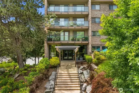 511 100th Avenue NE Bellevue WA 98004