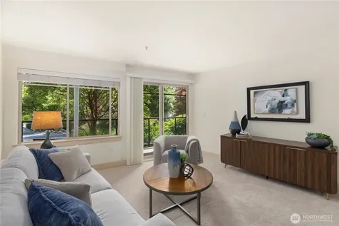 511 100th Avenue NE Bellevue WA 98004