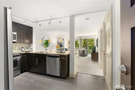 511 100th Avenue NE Bellevue WA 98004
