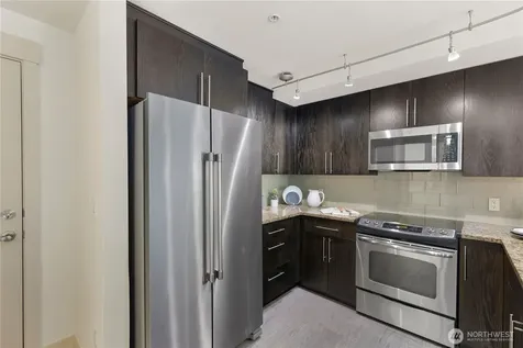 511 100th Avenue NE Bellevue WA 98004
