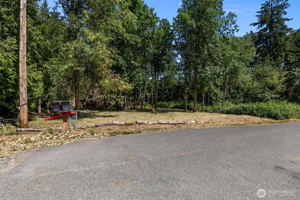 122 155th Avenue SE Renton WA 98059