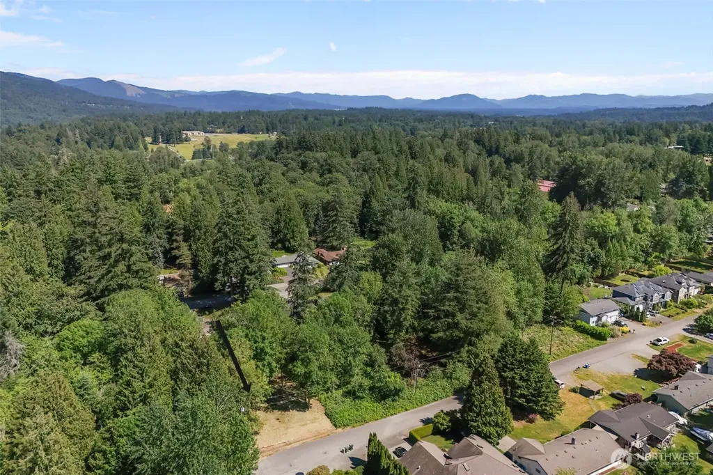 122 155th Avenue SE Renton WA 98059