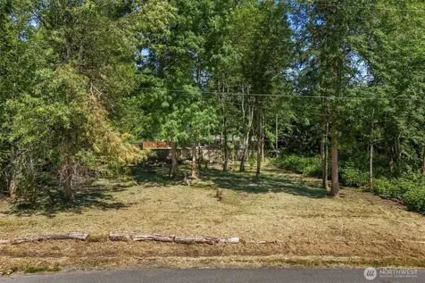 122 155th Avenue SE Renton WA 98059