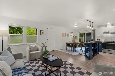 2015 104th Street SW Everett WA 98204