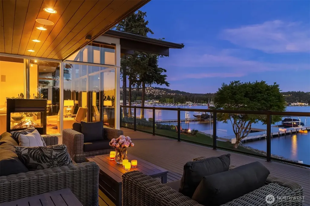 10929 SE Lake Road Bellevue WA 98004
