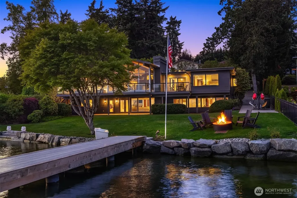 10929 SE Lake Road Bellevue WA 98004