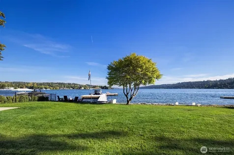 10929 SE Lake Road Bellevue WA 98004