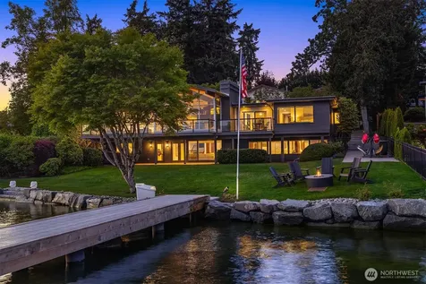 10929 SE Lake Road Bellevue WA 98004