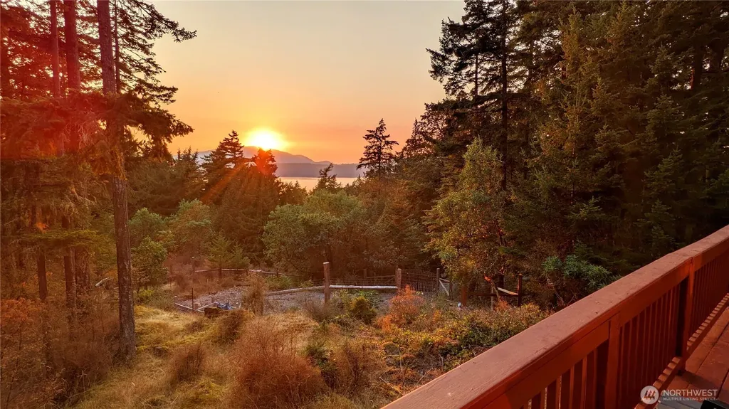 227 Bromley Drive Orcas Island WA 98245