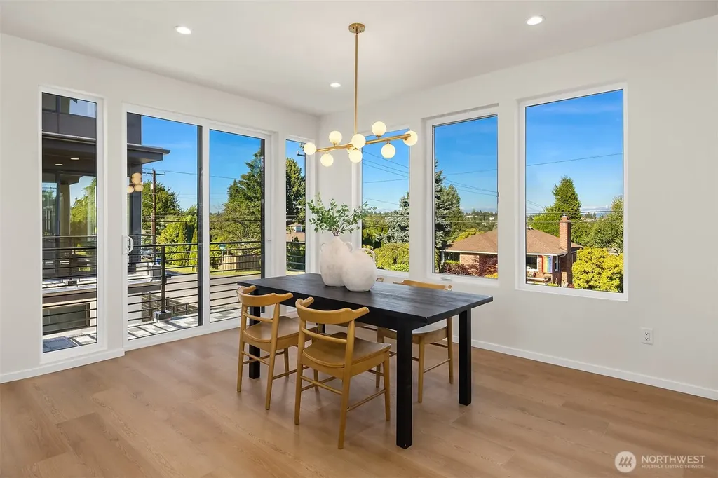 9739 12th Avenue NW Seattle WA 98117