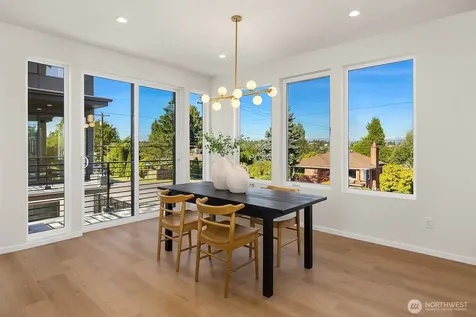 9739 12th Avenue NW Seattle WA 98117