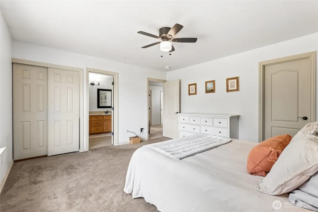 10549 Farwest Court SE Yelm WA 98597