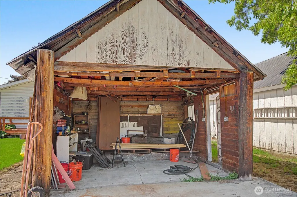 873 1st Avenue S Okanogan WA 98840