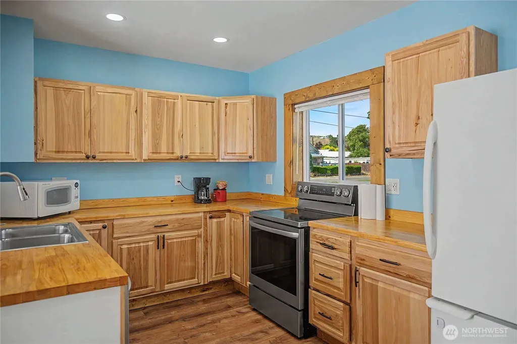 873 1st Avenue S Okanogan WA 98840