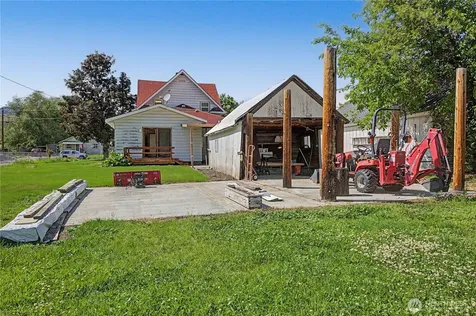 873 1st Avenue S Okanogan WA 98840