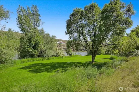 873 1st Avenue S Okanogan WA 98840