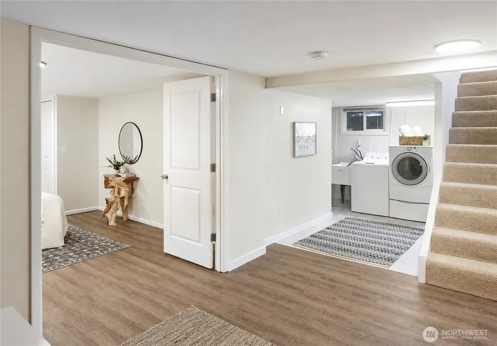 9219 30th Avenue SW Seattle WA 98126