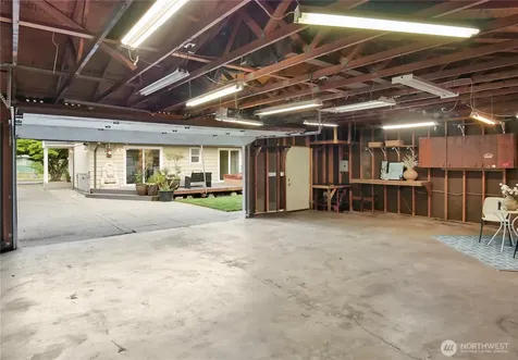 9219 30th Avenue SW Seattle WA 98126