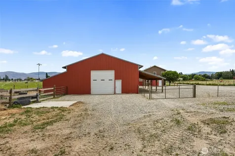 12 S Kirkpatrick Road Omak WA 98841