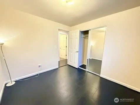 20628 NE 75th Place Redmond WA 98053