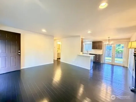 20628 NE 75th Place Redmond WA 98053