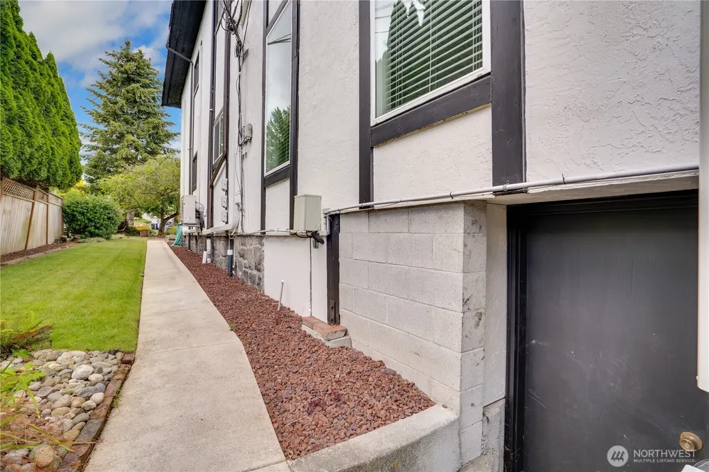 809 N G Street Tacoma WA 98403