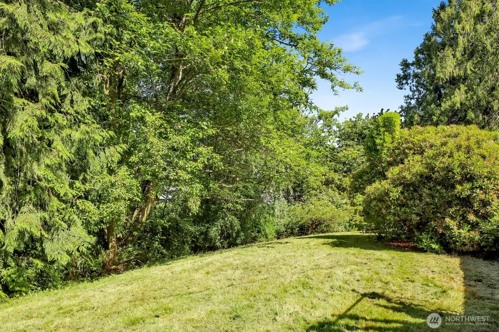 7605 279th Place NW Stanwood WA 98292