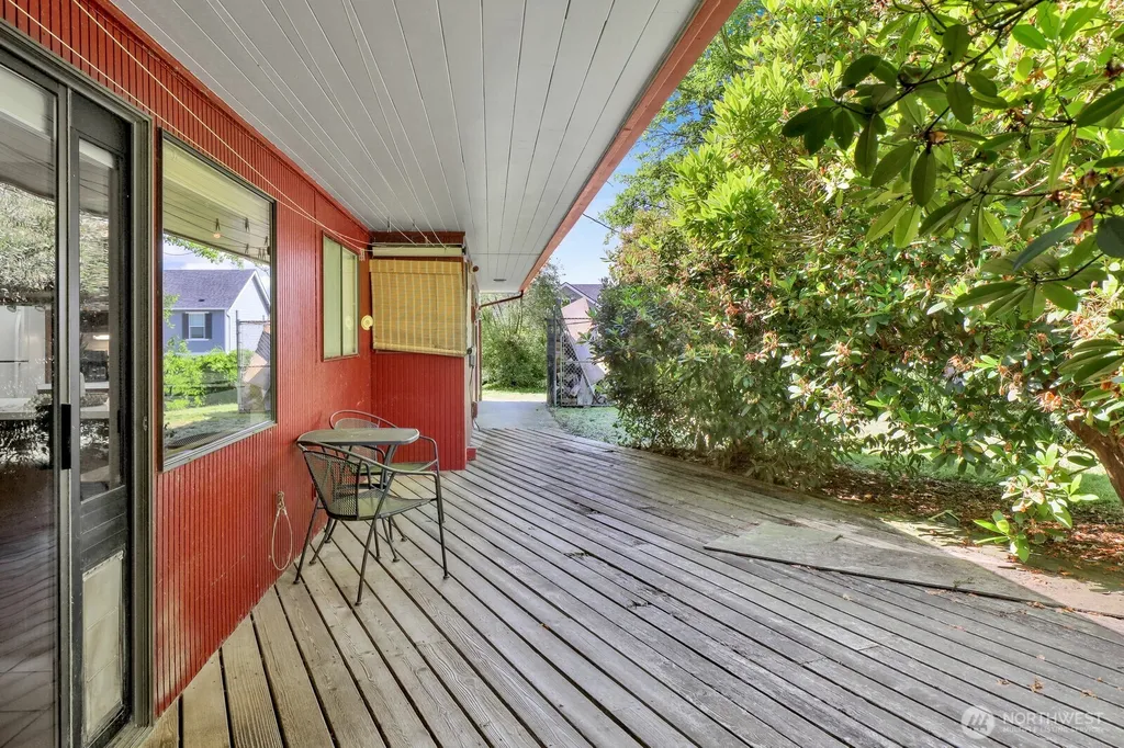 7605 279th Place NW Stanwood WA 98292