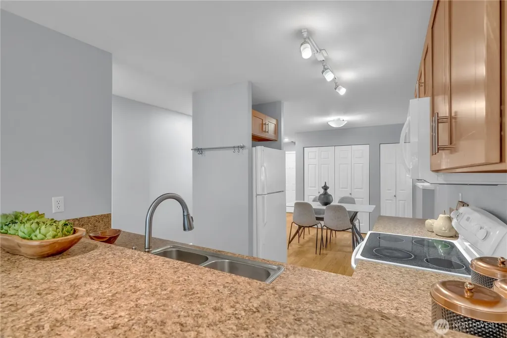 605 5th Street Kirkland WA 98033
