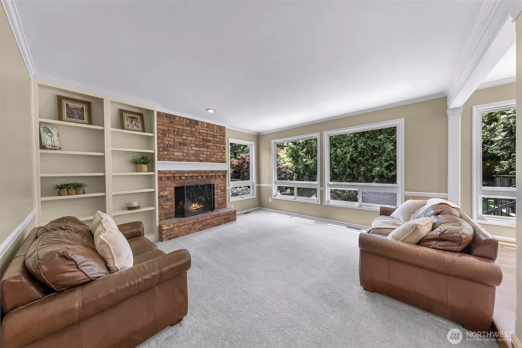 25827 NE 9th Street Sammamish WA 98074