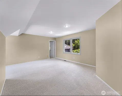 25827 NE 9th Street Sammamish WA 98074