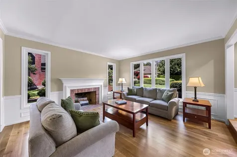 25827 NE 9th Street Sammamish WA 98074