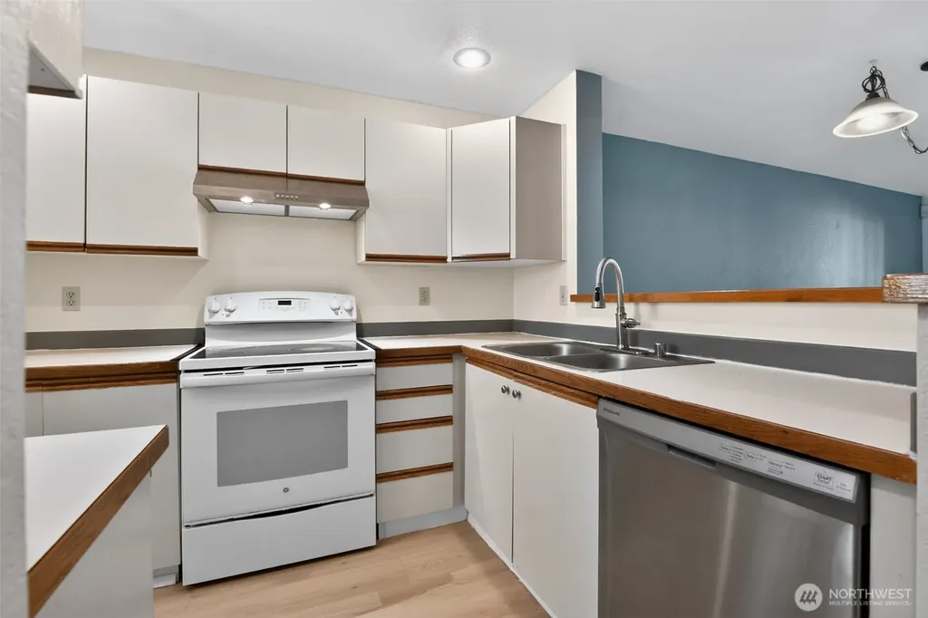 2100 S 336th Street Federal Way WA 98003
