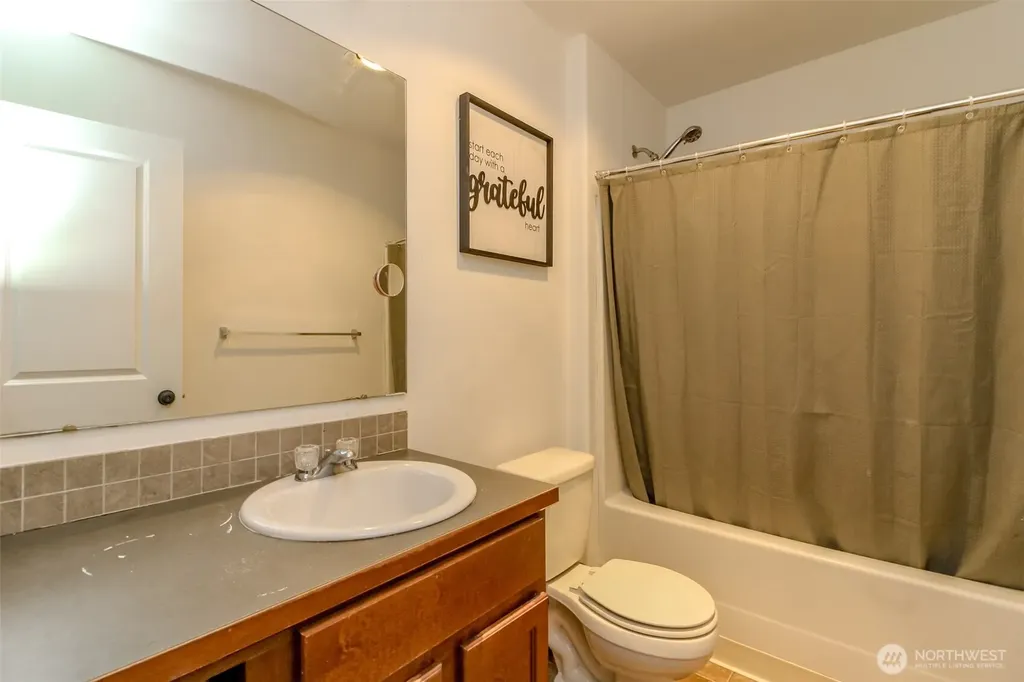 19108 18th Avenue Ct E Spanaway WA 98387