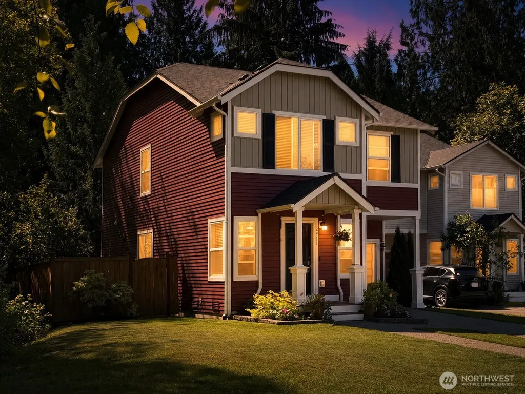2411 105th Drive SE Lake Stevens WA 98258