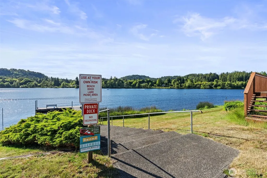 4707 Black Lake Belmore Road SW Olympia WA 98512