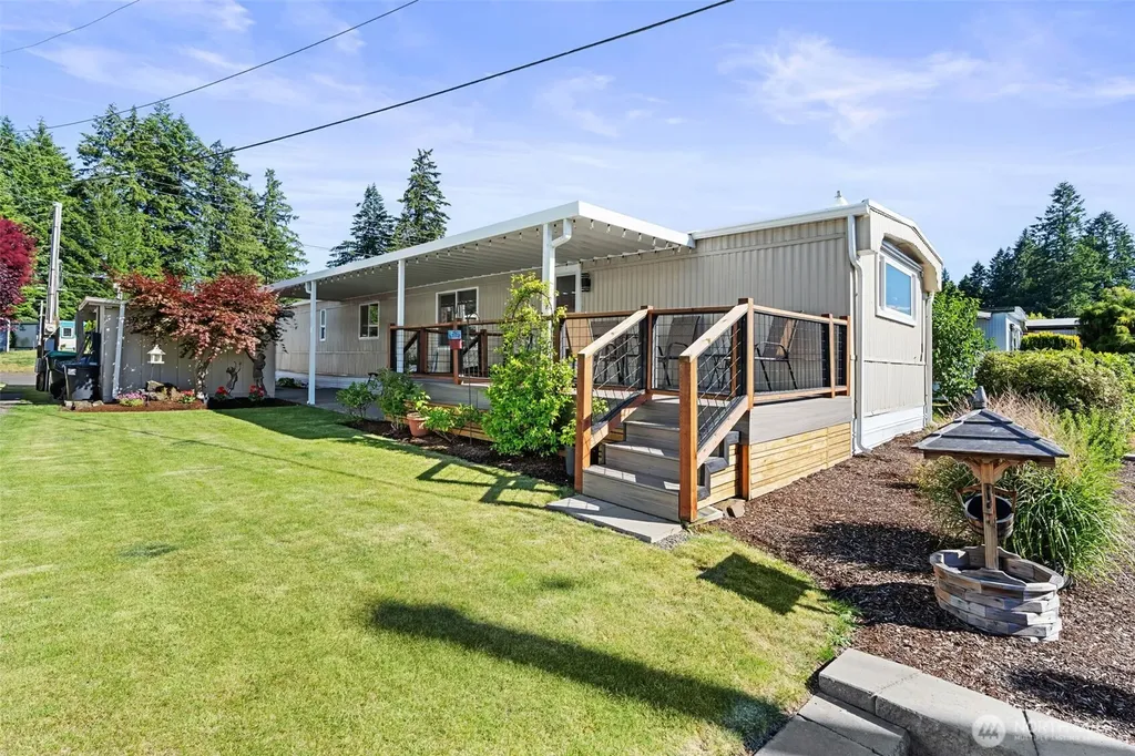 4707 Black Lake Belmore Road SW Olympia WA 98512