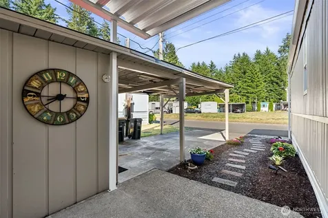 4707 Black Lake Belmore Road SW Olympia WA 98512