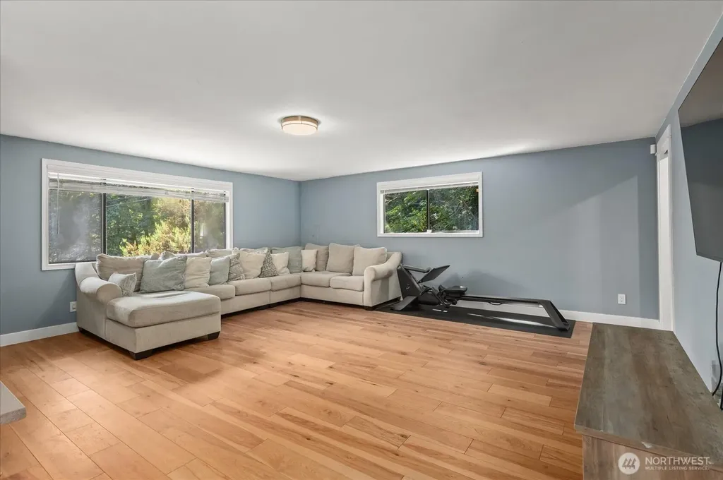 6632 NE 196th Street Kenmore WA 98028